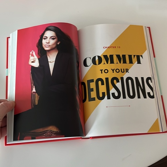 Book: Non Fiction Self Help “How to be a Bawse” - Picture 7 of 10